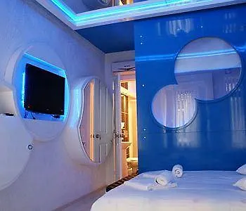 Element Suites Estambul 3*,