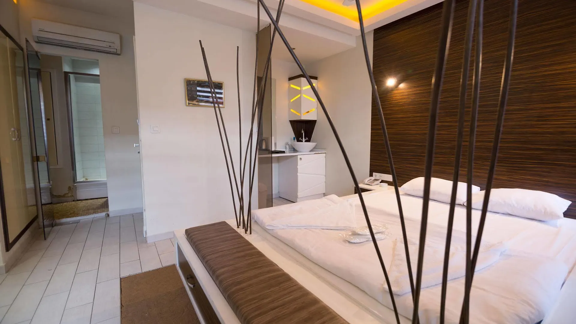 Element Suites Estambul 3*,